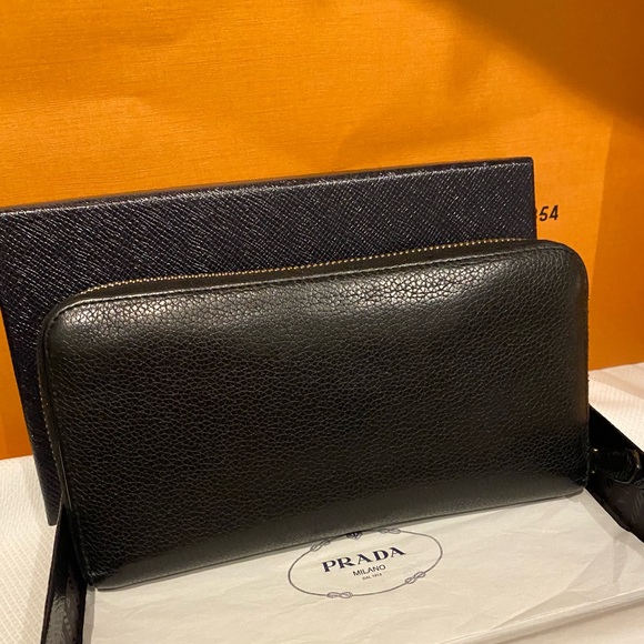 Prada Vitelli Diano Long Zip Around Wallet - Picture 2 of 14